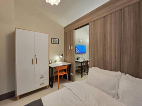 1BR Unit Condotel w Balcony FAME Residences -FM44